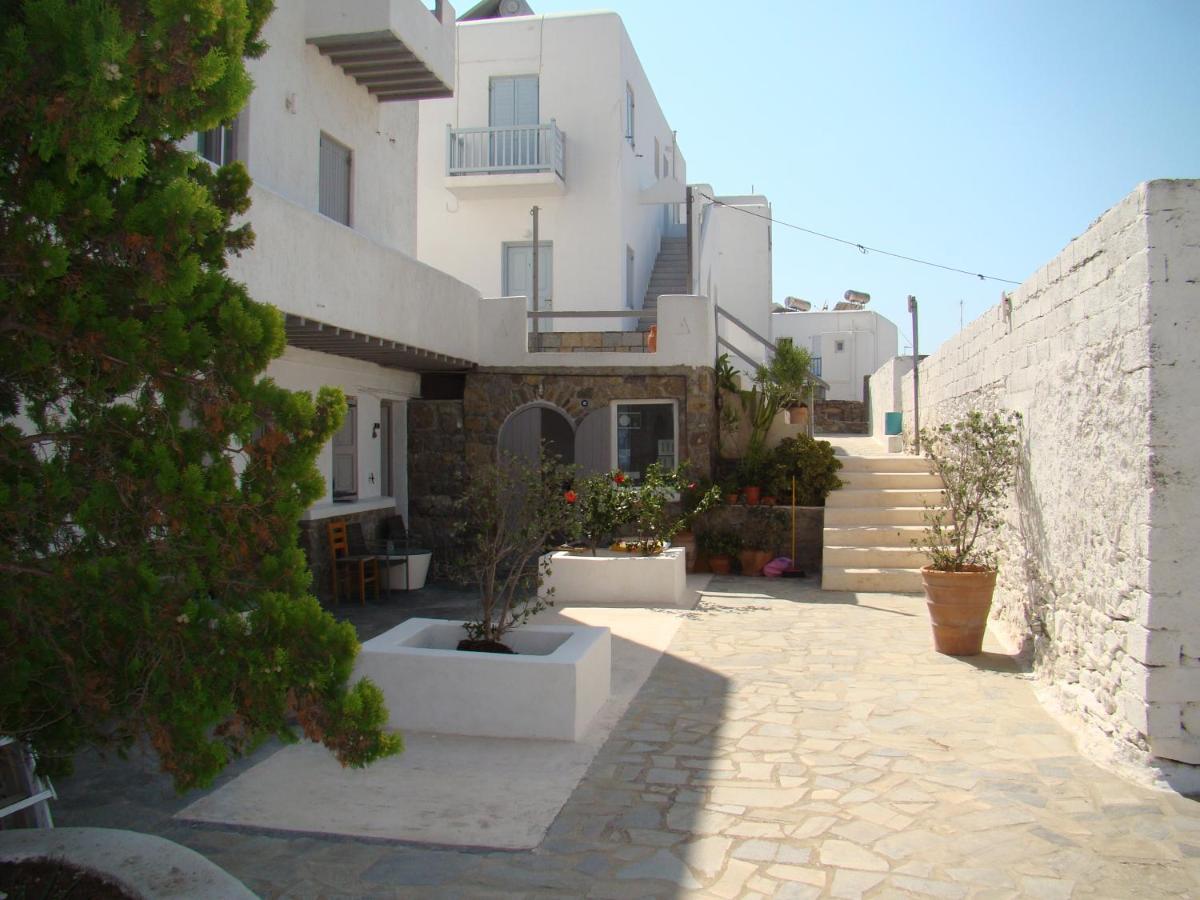 Manos Rooms Mykonos Town Exterior foto