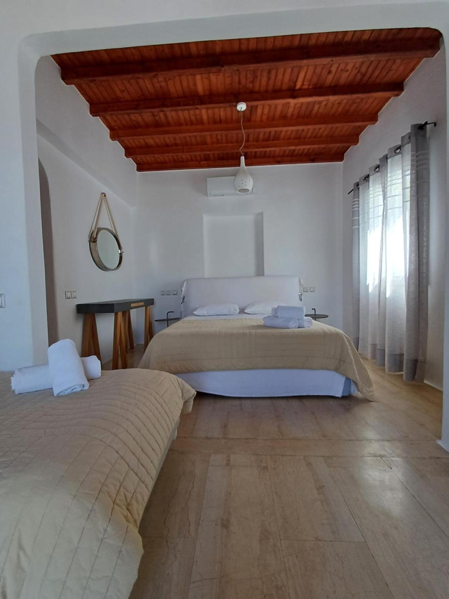 Manos Rooms Mykonos Town Exterior foto