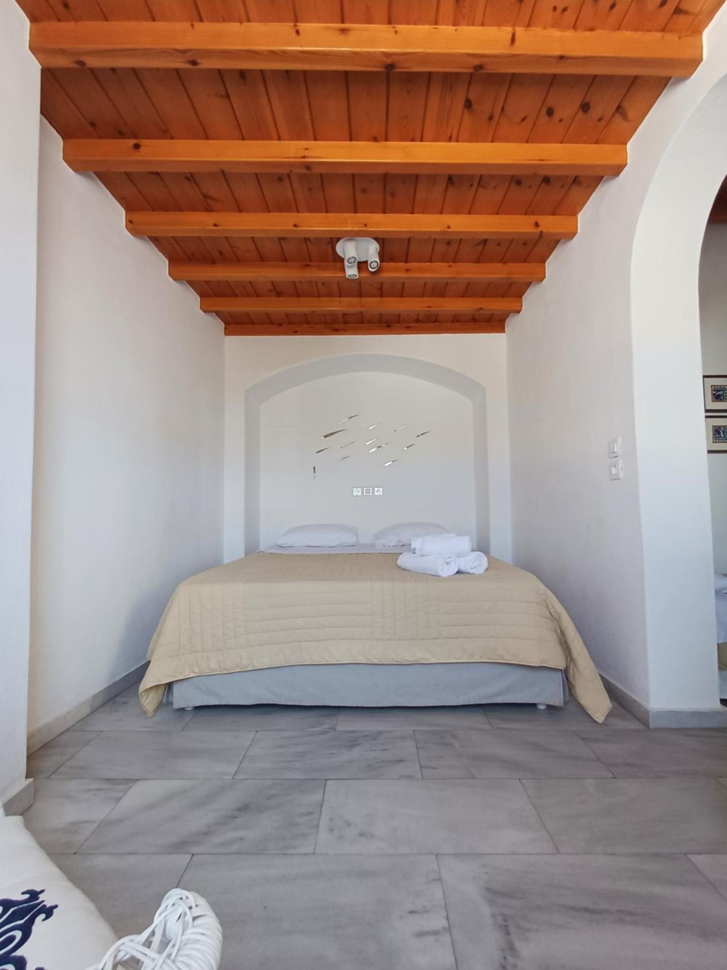 Manos Rooms Mykonos Town Exterior foto