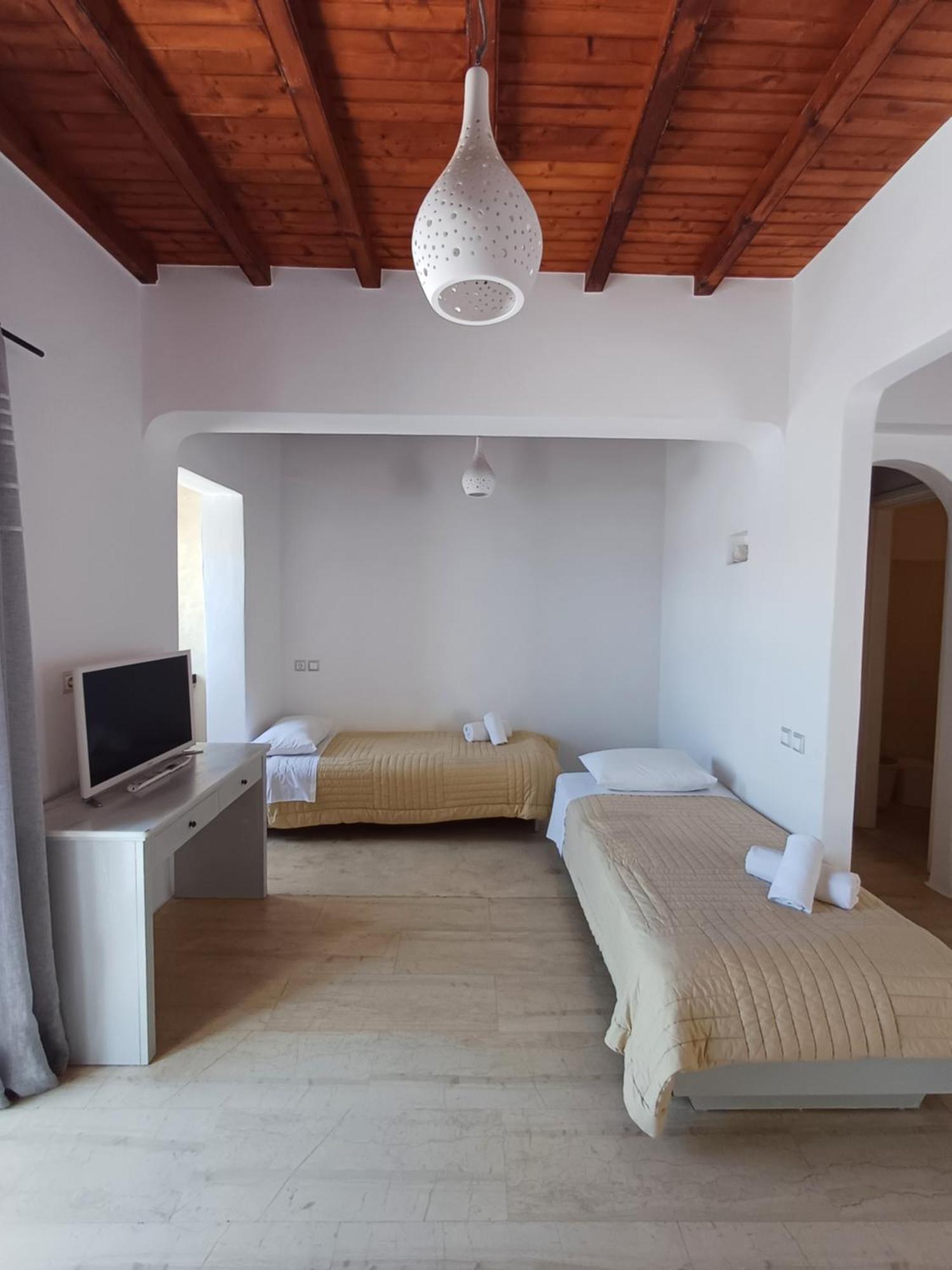 Manos Rooms Mykonos Town Exterior foto