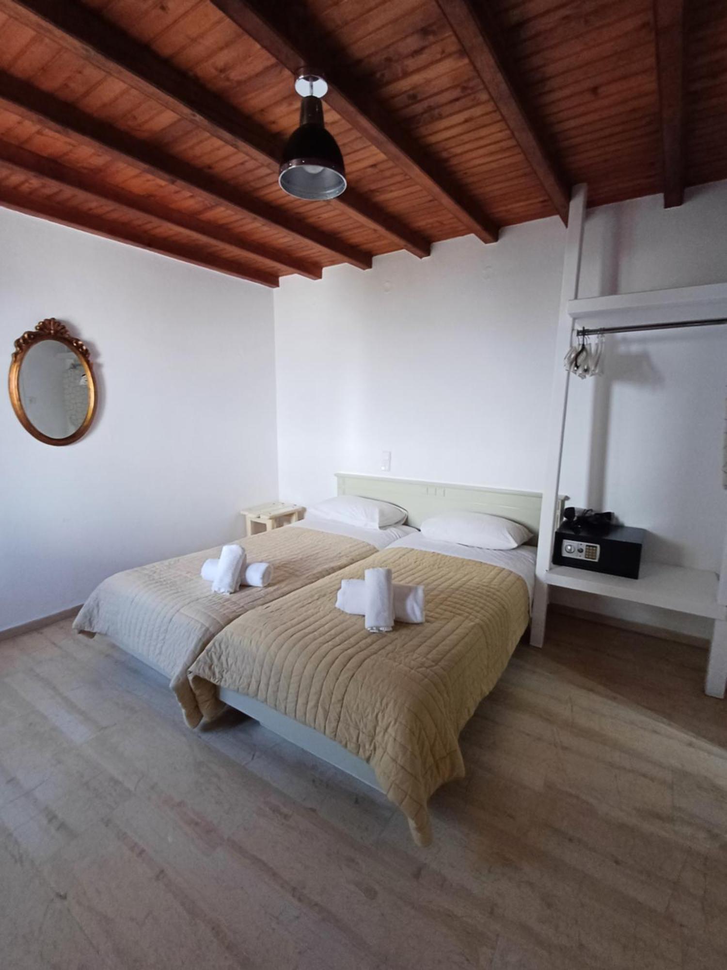 Manos Rooms Mykonos Town Exterior foto